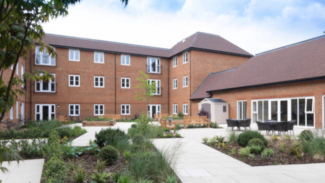 Lawrence Court, Bracknell, Berkshire