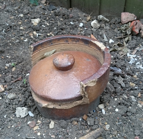 Clayware cap for an drain interceptor trap