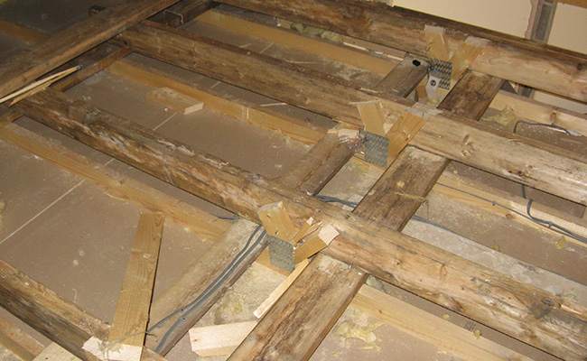 A picture of cut roof trusses