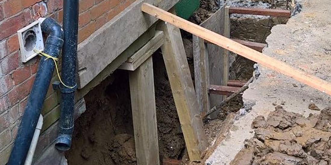 Underpinning a building