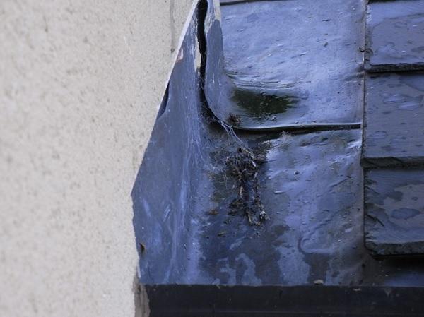 Image of a roof/chimney abutment flashing.