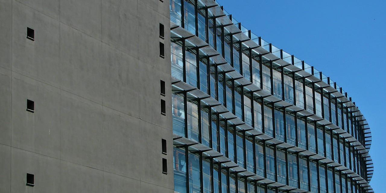 Picture of a new building - construction industry workers loss - Brexit