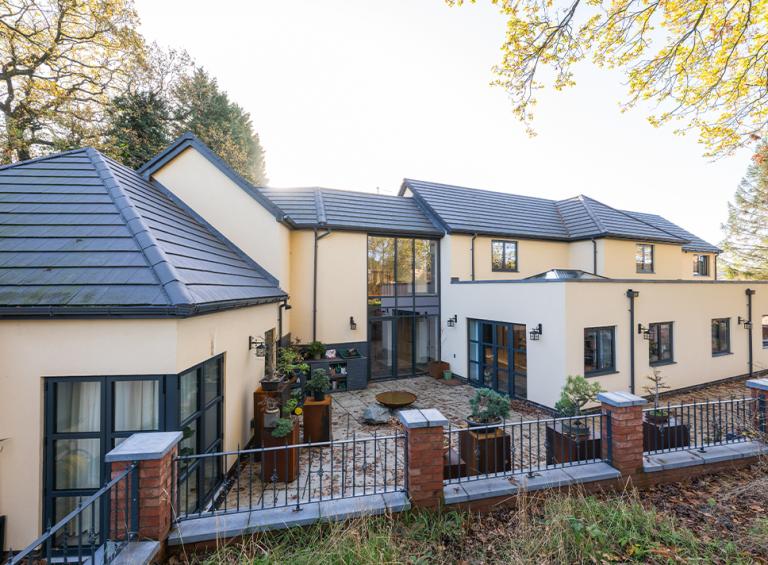 Oak Holt, Derbyshire